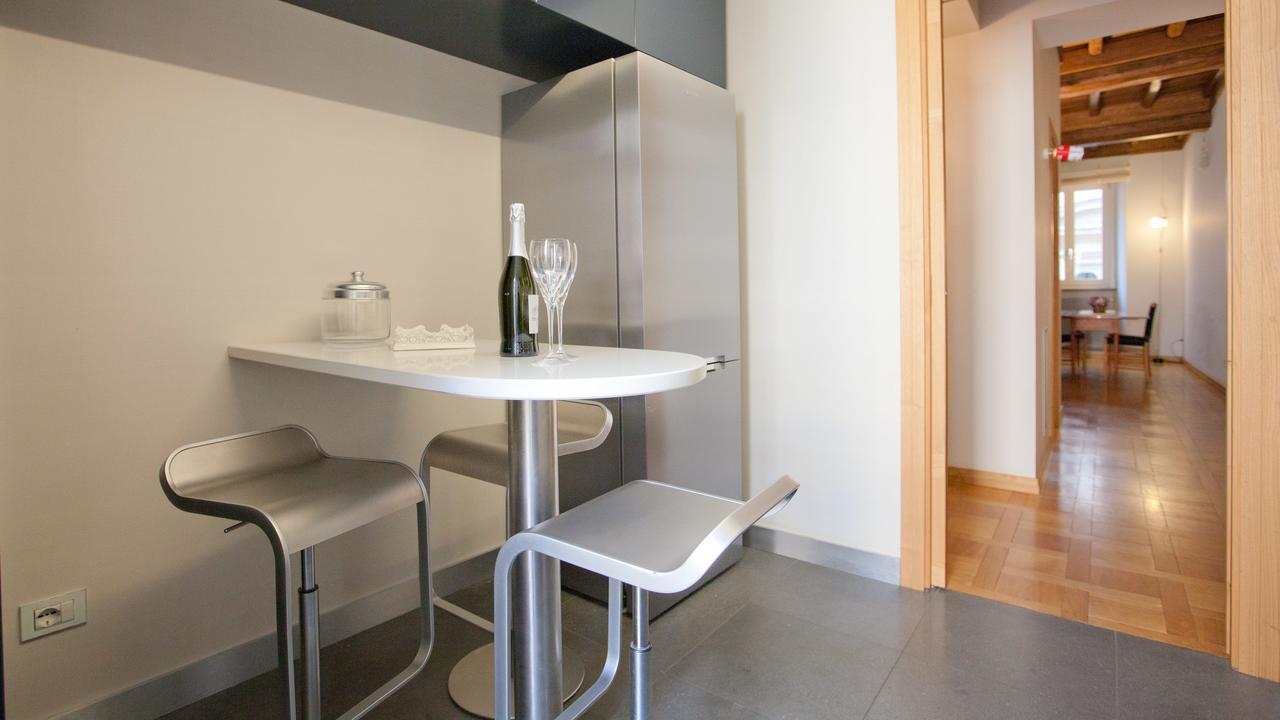 Pantheon Suite Apartment Рим Екстериор снимка